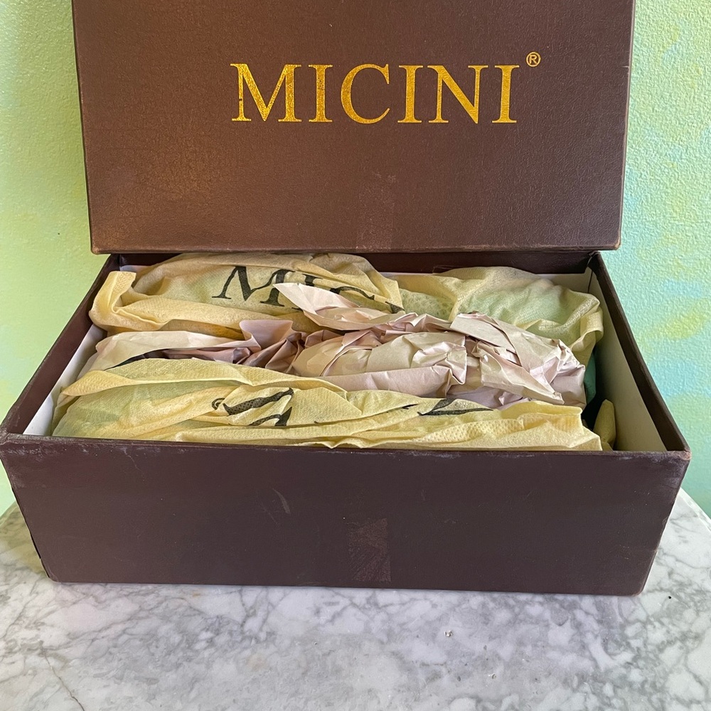 NIB Micini Aqua Loafer, Size 8 - Picture 6 of 7